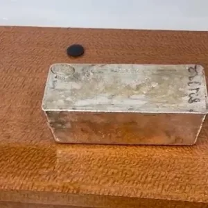 1000.9 OZ Johnson Matthey Silver Bar Rare Collectable .999 1009 oz United States Johnson Matthey Silver Bar Vintage - .999 Fine Silver - Johnson Matthey Excellent (Secondary Market).