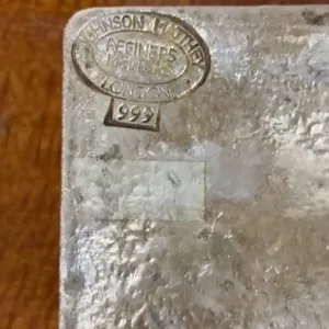 1000.9 OZ Johnson Matthey Silver Bar Rare Collectable .999 1009 oz United States Johnson Matthey Silver Bar Vintage - .999 Fine Silver - Johnson Matthey Excellent (Secondary Market) Tag.
